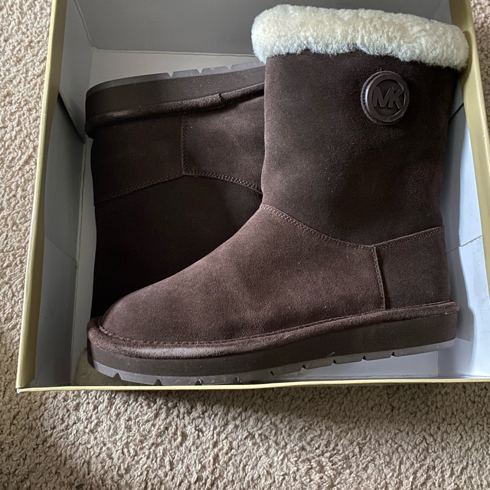 Michael Kors winter boots